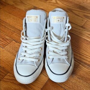 Converse All Star High-Tops Women’s 8